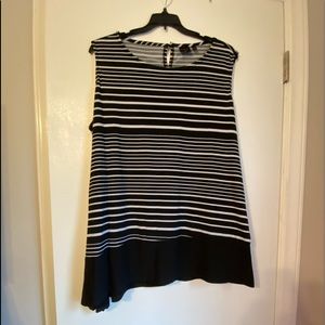 Sleeveless black & cream stripe top